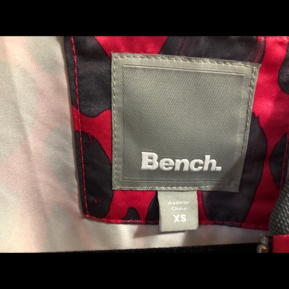 Bench Jacket - Picture 3 of 3